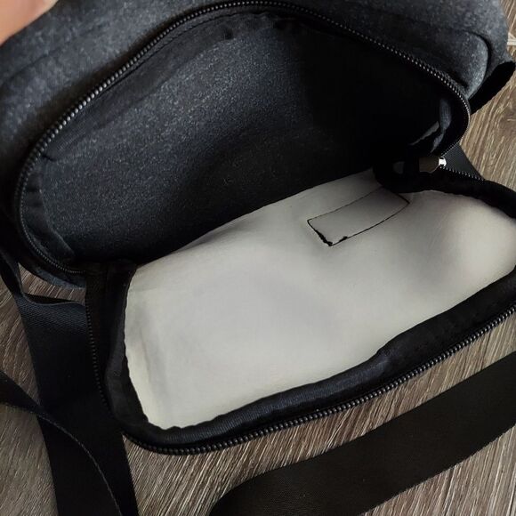 FILA Crossbody Bag - Picture 5 of 5